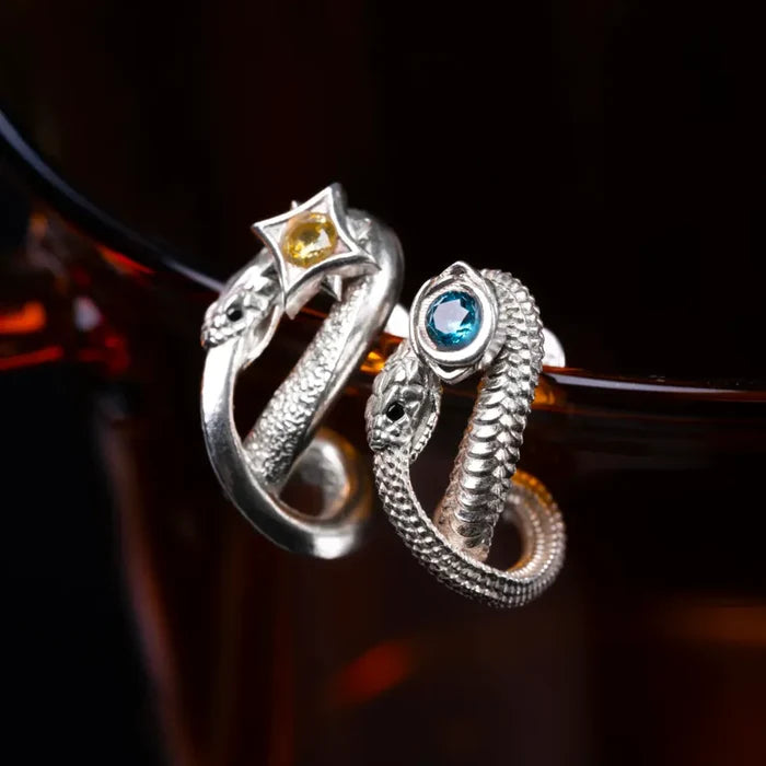 Coppertistwu Ouroboros Studs