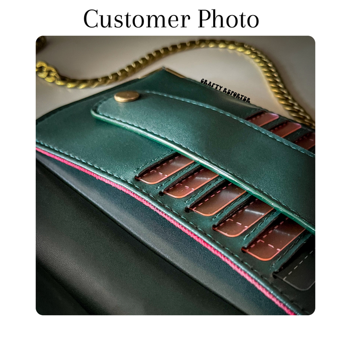 Courtyard Green | 18" Luxe Vinyl Roll