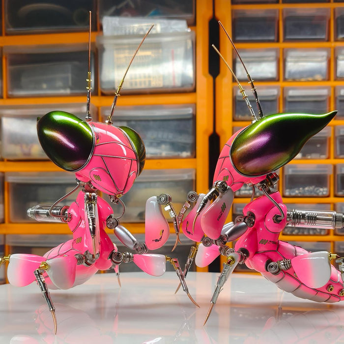 Cyberpunk Metal Mantis Model Insect Art Sculpture