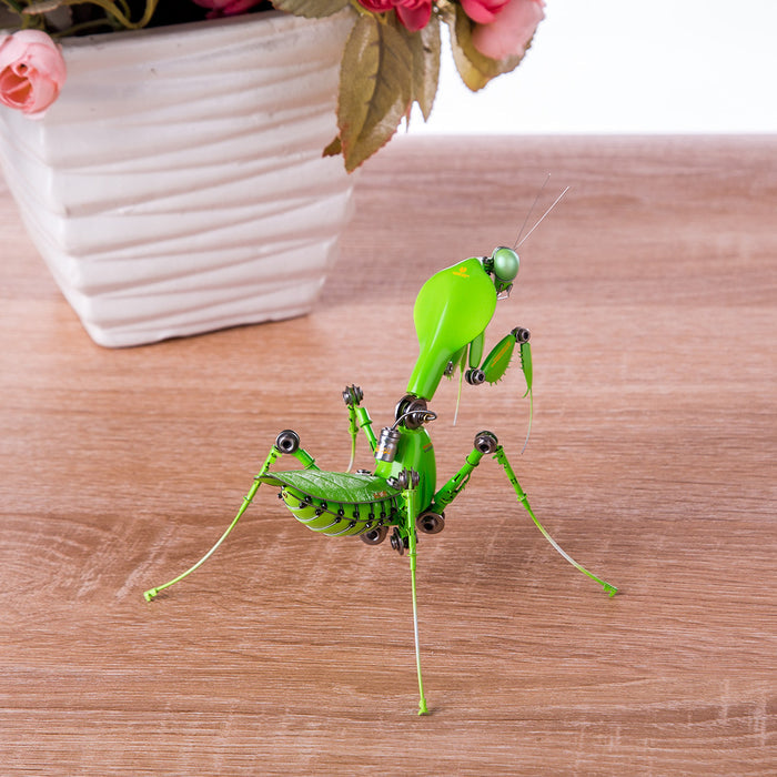 Green Mantis Steampunk Bug  Assembled Model Kits Metal 3D  Sculpture Crafts