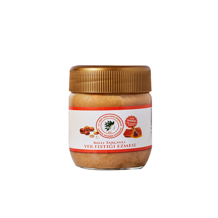 Guney Adana Kooperatifi Honey Cinnamon Peanut Butter brings together the rich taste of roasted peanuts with the natural sweetness of honey and the warm aroma of cinnamon.