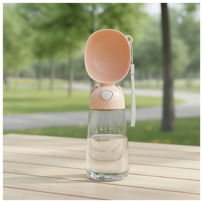 The i-Pets Pet Water Bottle PT-210 is a practical and portable solution designed to help keep your pet hydrated during walks, travel, and outdoor activities.