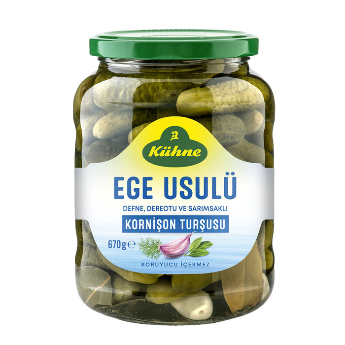 Kühne Ege Usulü Kornişon Turşu brings the fresh, herb-forward flavors of the Aegean region to your table.