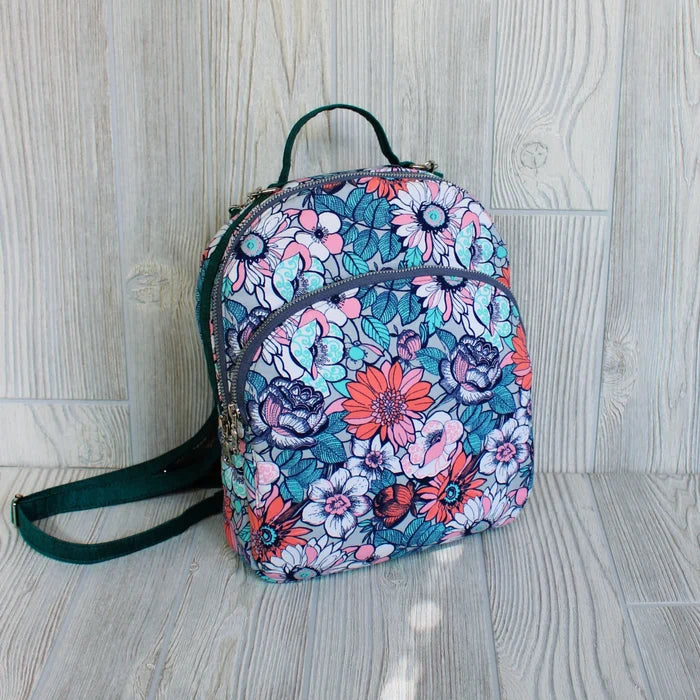 Phoebe Mini Backpack by Sincerely Jen | Hardware Kit