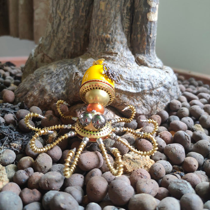 Steampunk Metal Yellow Cuttloefish Model