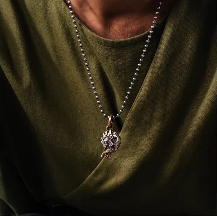 Steampunk Nautilus Pendant with Swappable Crystal Core Mechanical Jewelry