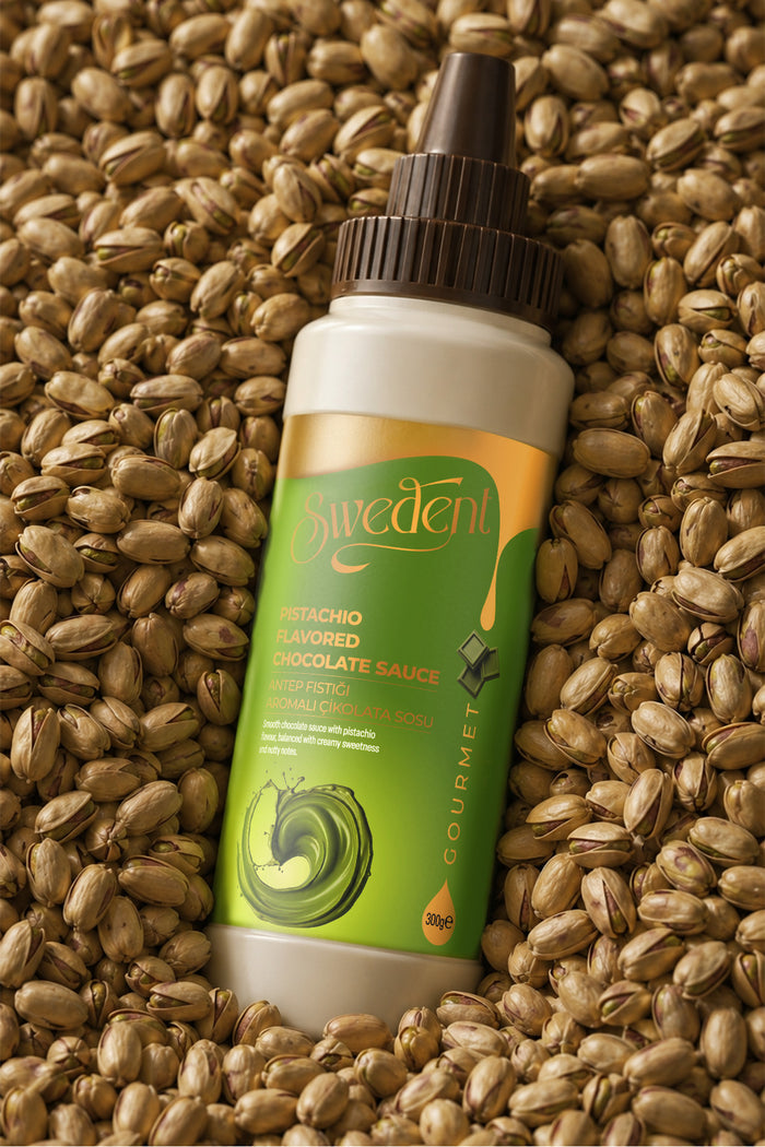 Swedent Gurme Serisi Antep Pistachio Flavored Chocolate Sauce brings the rich, distinctive taste of Antep pistachio to your favorite desserts.