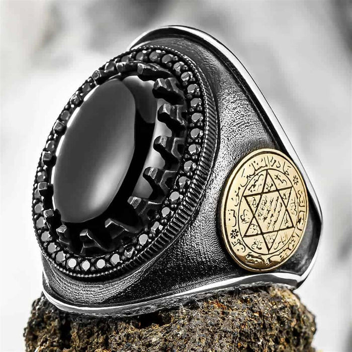 Rooted in centuries of symbolism, this Turkish Sterling Silver Ring with Black Onyx Suleyman Seal features the iconic Seal of Solomon motif set against a deep black onyx stone.