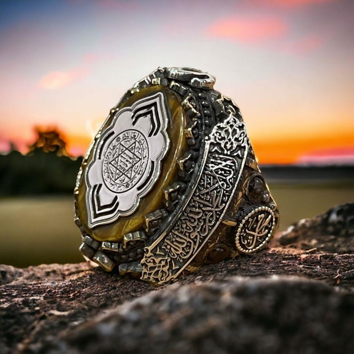 Turkish Sterling Silver Ring with Seal of Solomon is a bold and meaningful piece crafted for those who appreciate faith-inspired design and traditional artistry.