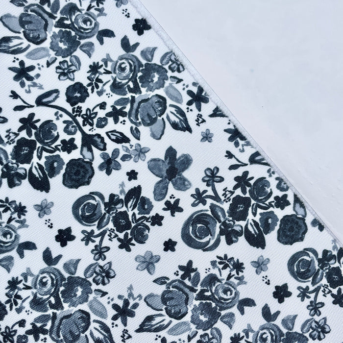 WPC Black & White Teacup | 1 Yard Cut